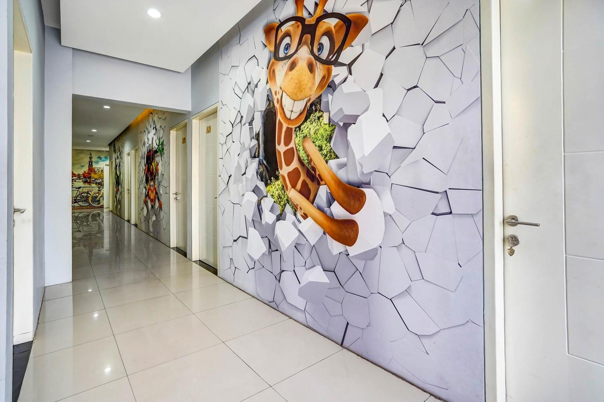 Capital O 90888 Bintang Diponggo Hotel Surabaya